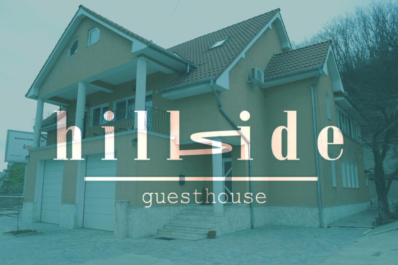 Hillside Hotell Oradea Exteriör bild