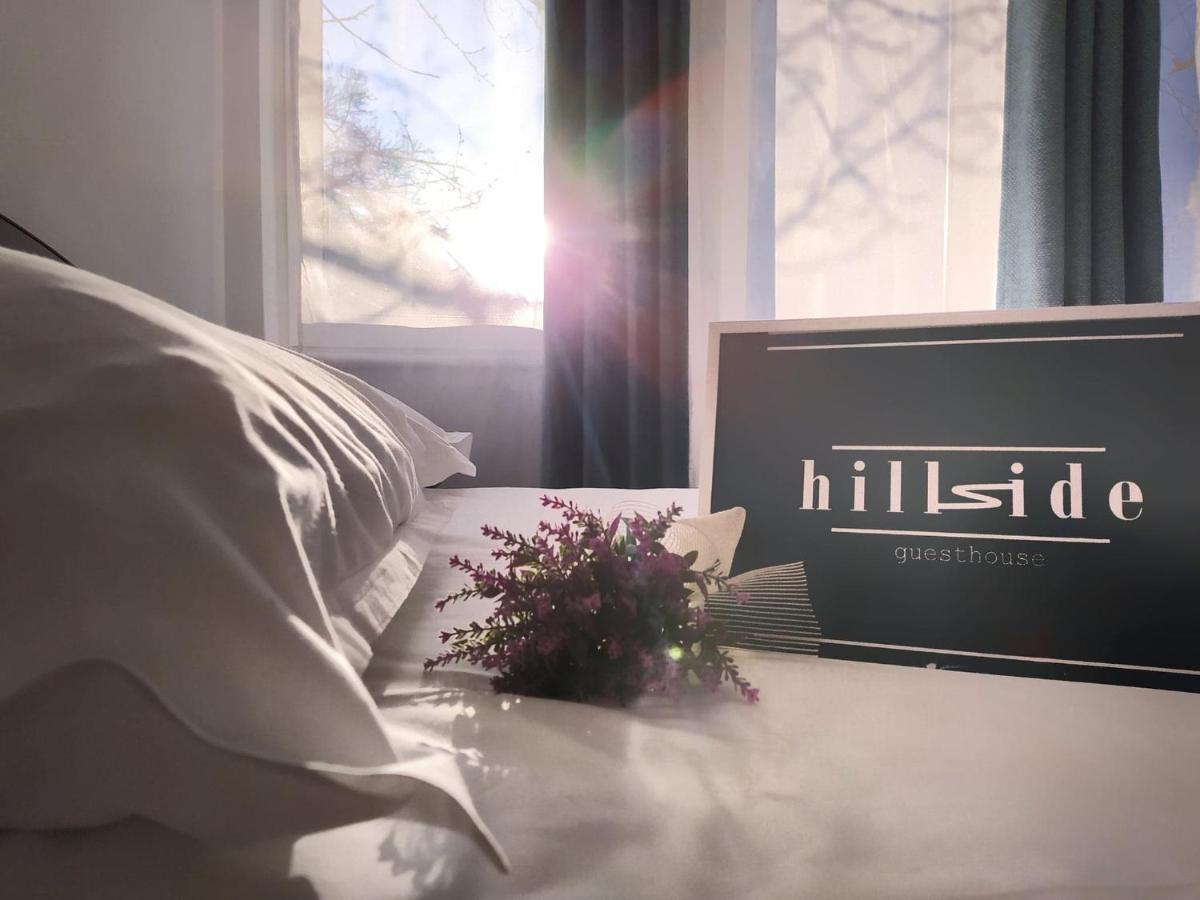 Hillside Hotell Oradea Exteriör bild